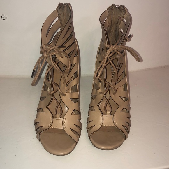 Call it Spring Cut Out Open Toe Geels - Picture 2 of 5